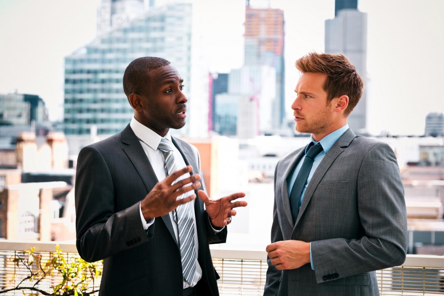 La nouvelle ville recrute. un Commercial
