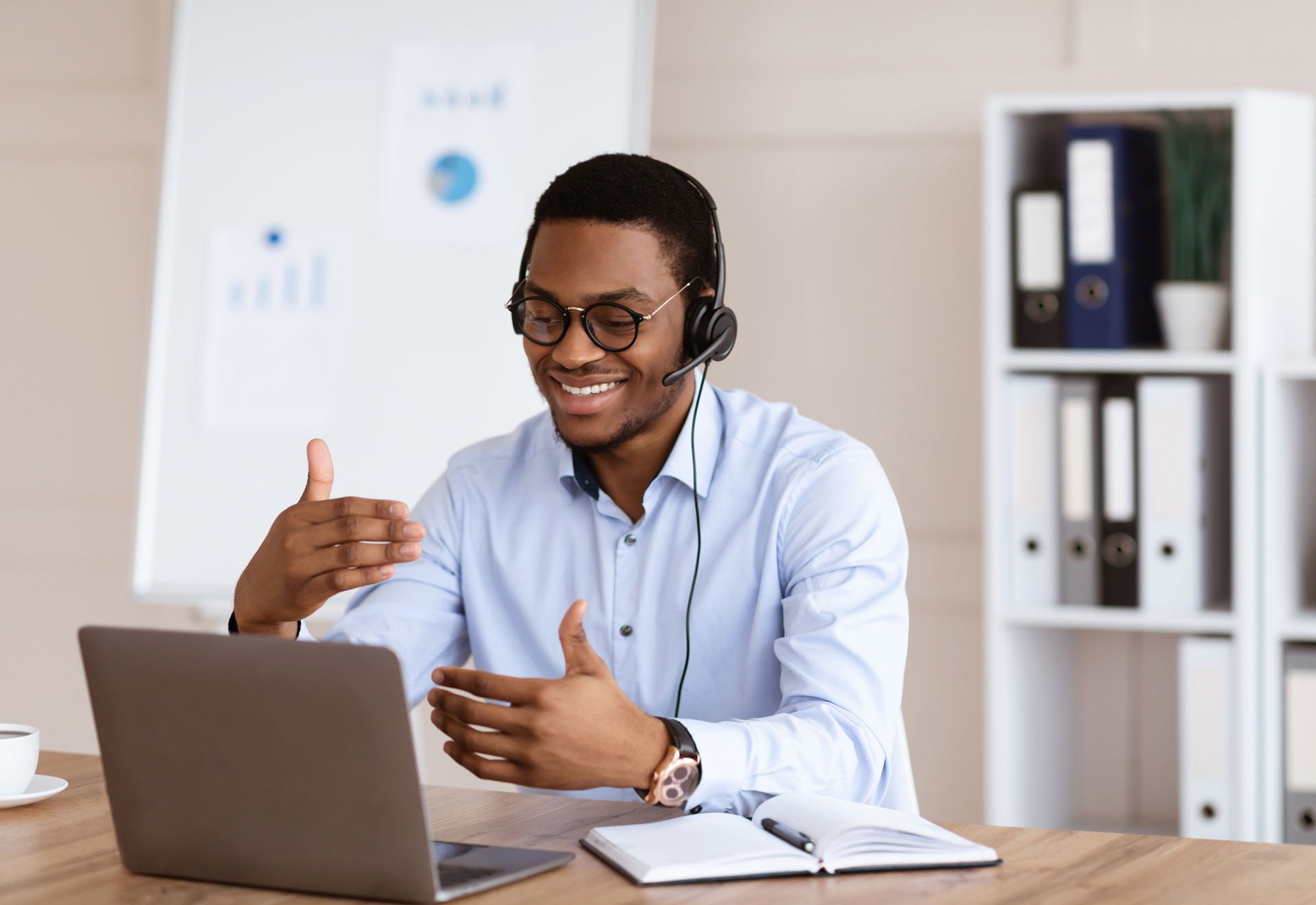 RECRUTEMENT CONSEILLER(ÈRE) CLIENT POLYVALENT(E)