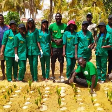 Formation et Insertion de 120 Jeunes dans le Secteur Agricole